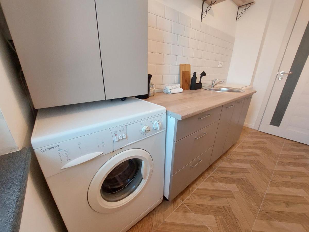 Eli'S Apartments -Ultracentral Near Palas ยาช ภายนอก รูปภาพ