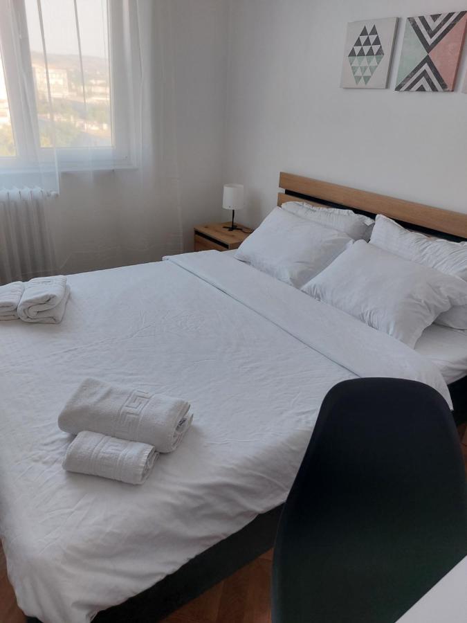 Eli'S Apartments -Ultracentral Near Palas ยาช ภายนอก รูปภาพ