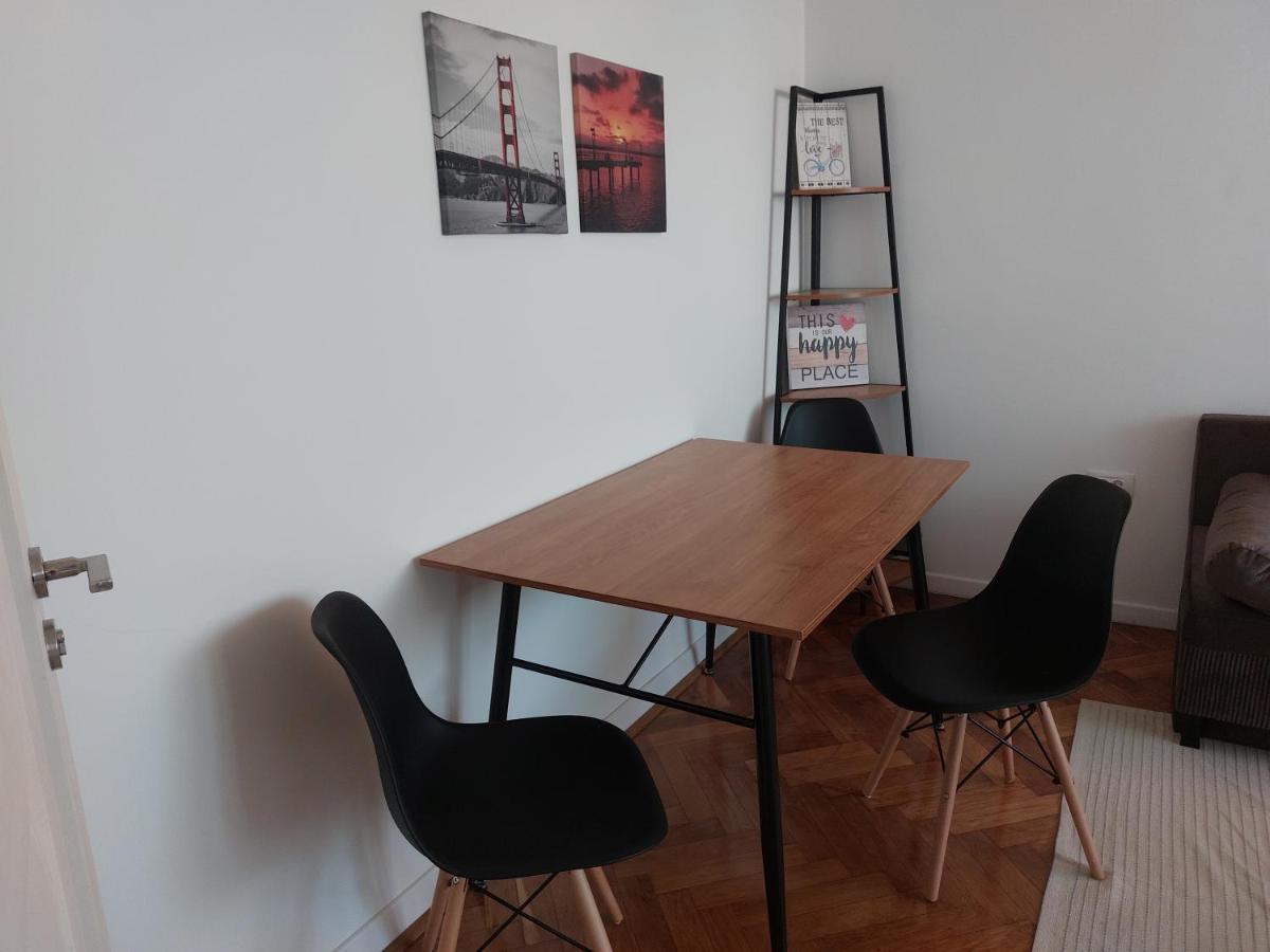 Eli'S Apartments -Ultracentral Near Palas ยาช ภายนอก รูปภาพ